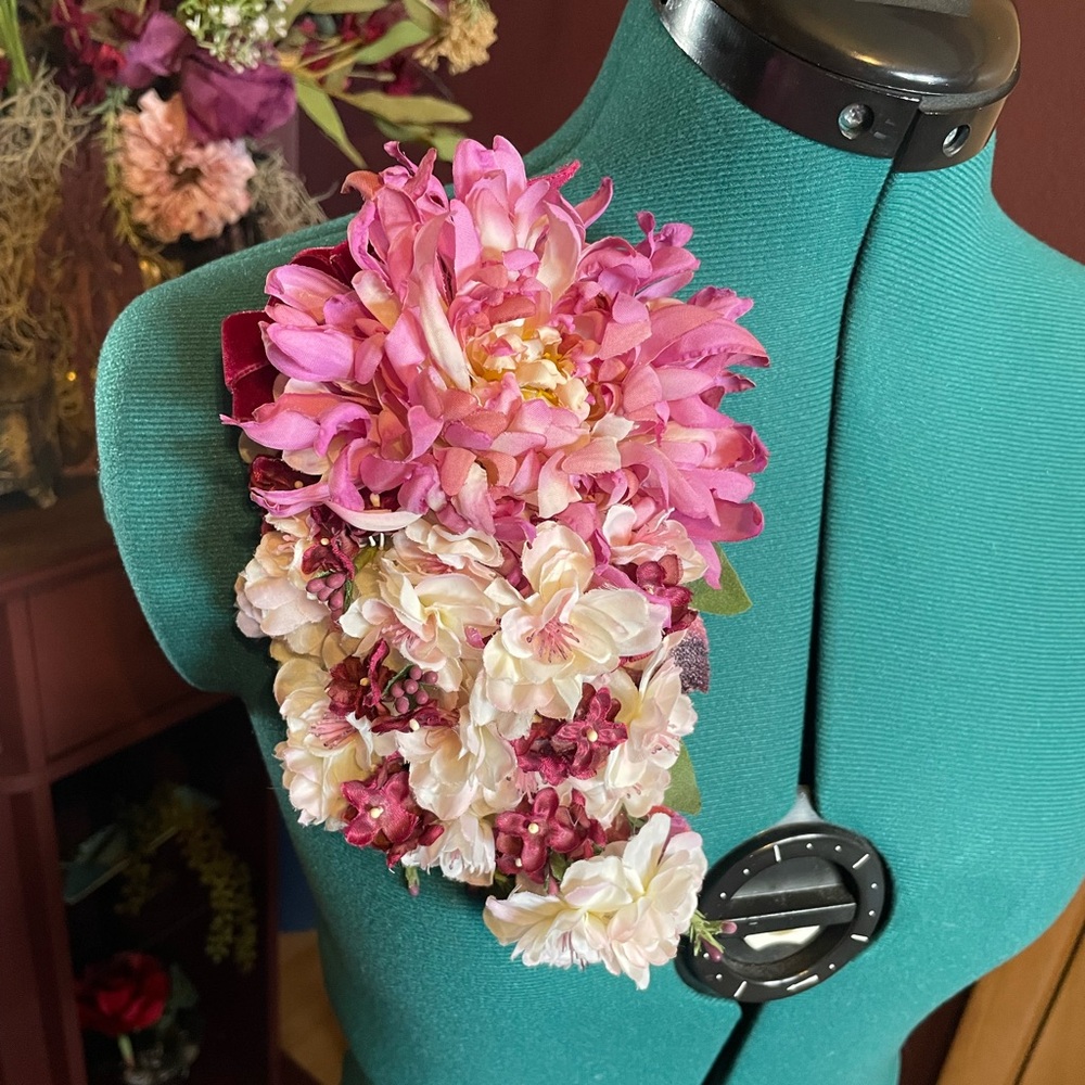 1940s style corsage
